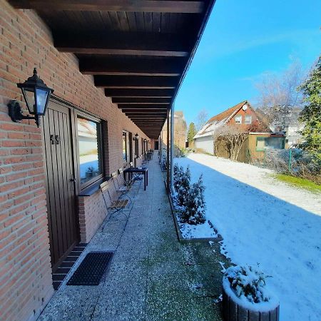 Hotel Kaiserhof Lehrte Buitenkant foto