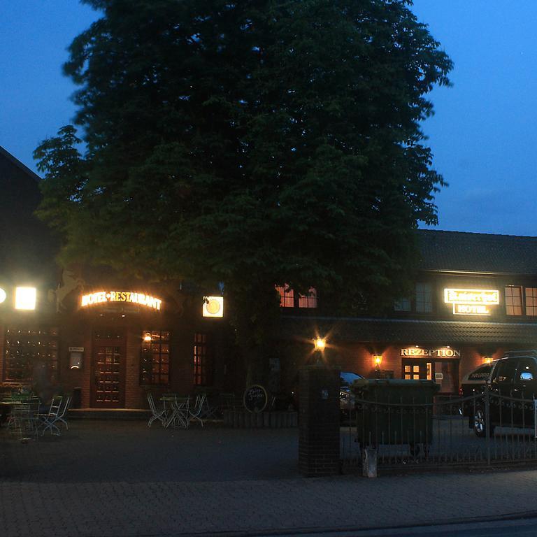 Hotel Kaiserhof Lehrte Buitenkant foto